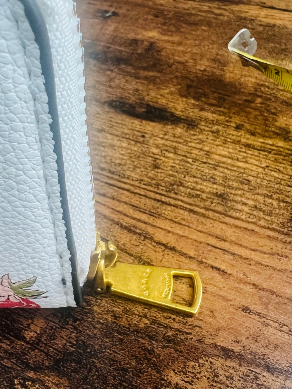 Coach White Strawberry Zip Card Wallet with Gold Logo - Picture 6 of 9